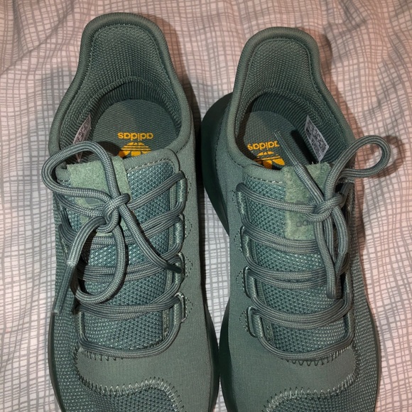 Adidas Shoes - Picture 4 of 6